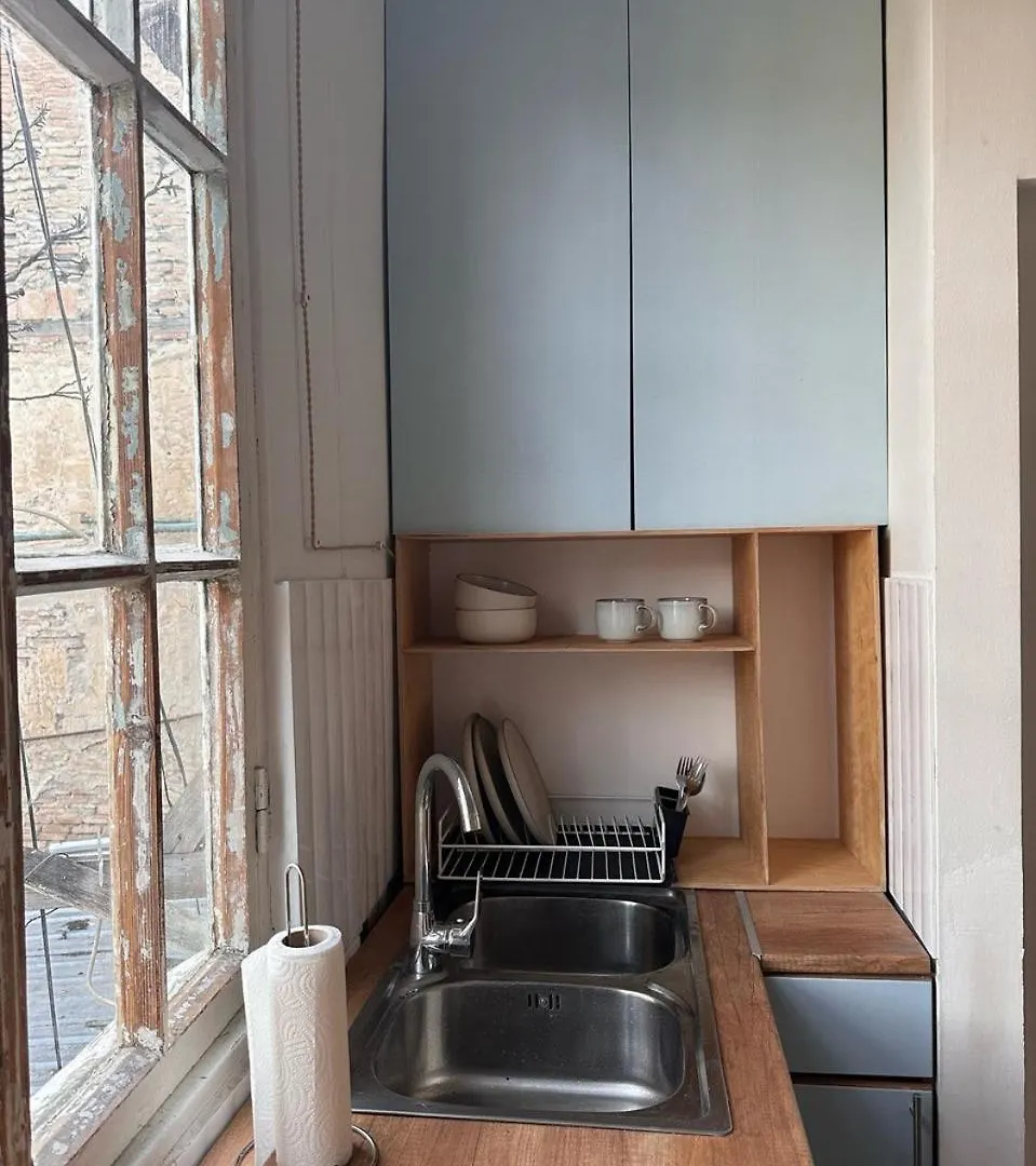 Atmospheric Apartment In The Heart Of Tbiliszi