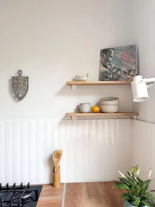 Atmospheric Apartment In The Heart Of Тбилиси